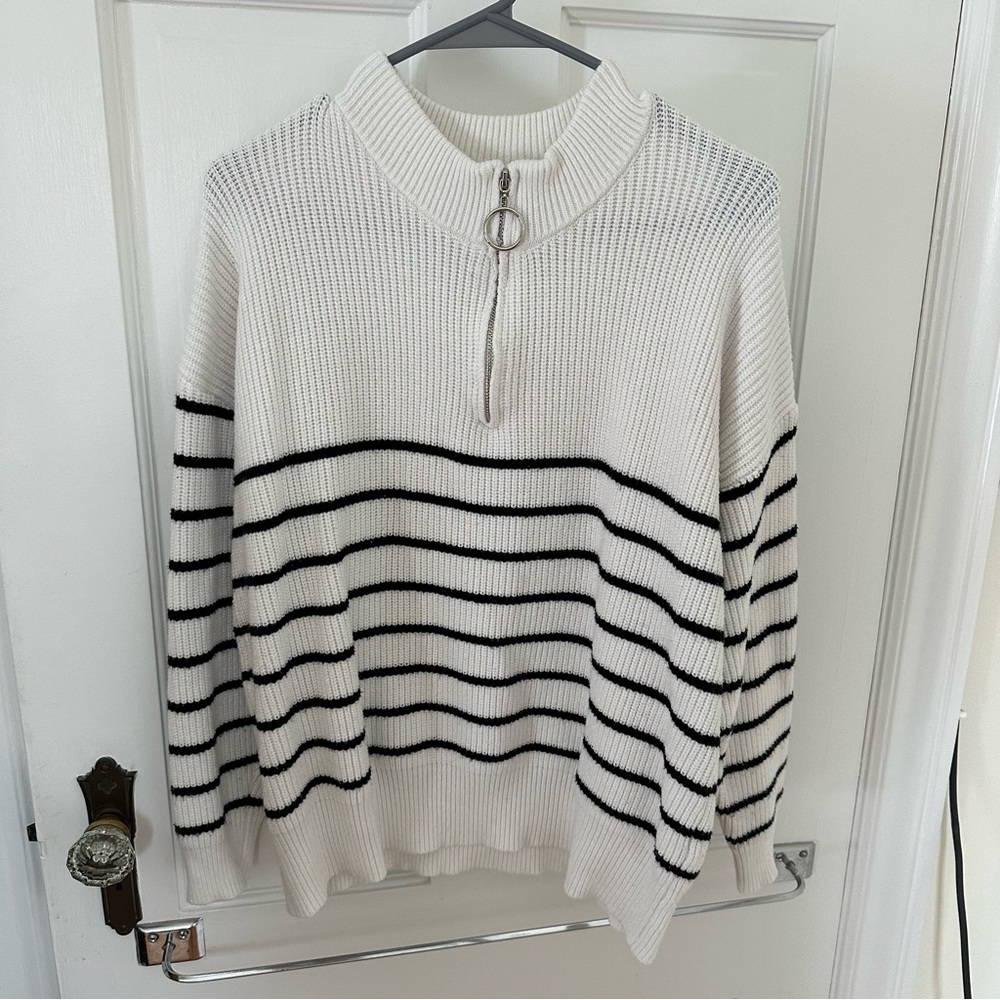 Striped Quarter-Zip Size Large